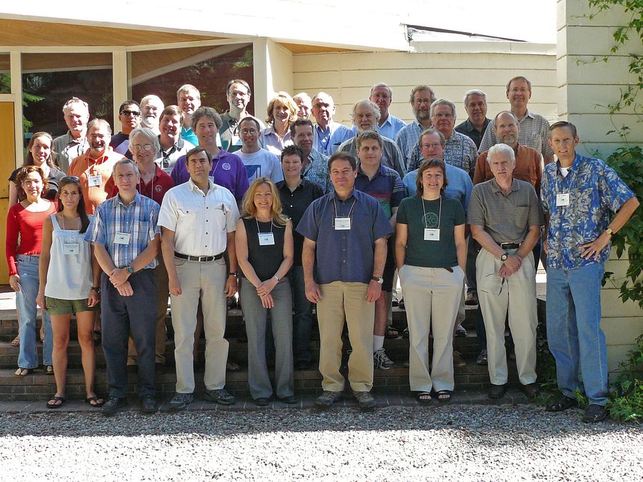 Weather and Climate Extremes in a Changing Climate and Its Role in the Global Earth System group photo