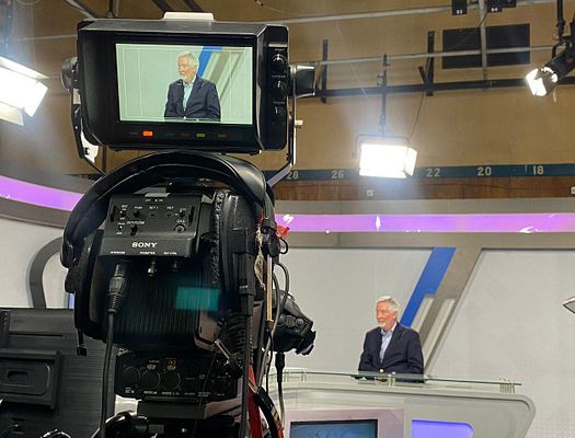 Camera of Bill Ryerson On Kenya TV